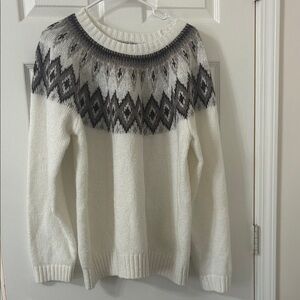 Old Navy White Sweater with Black Pattern